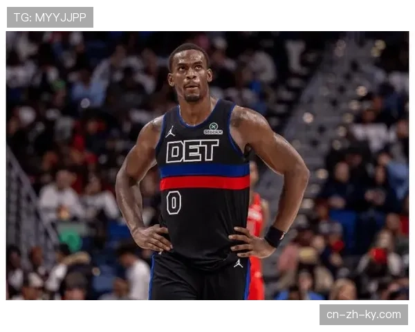 活塞杜伦创队史最年轻30+10+2封盖且命中率超80%纪录