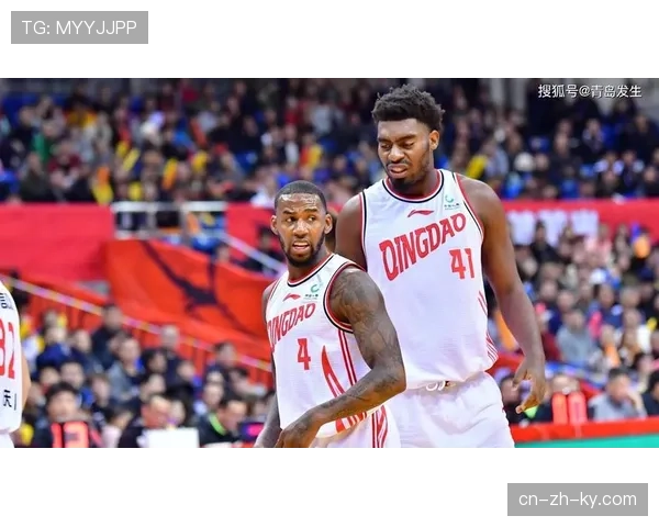 青岛年轻球员经验积累 高强度对抗心理适应过程